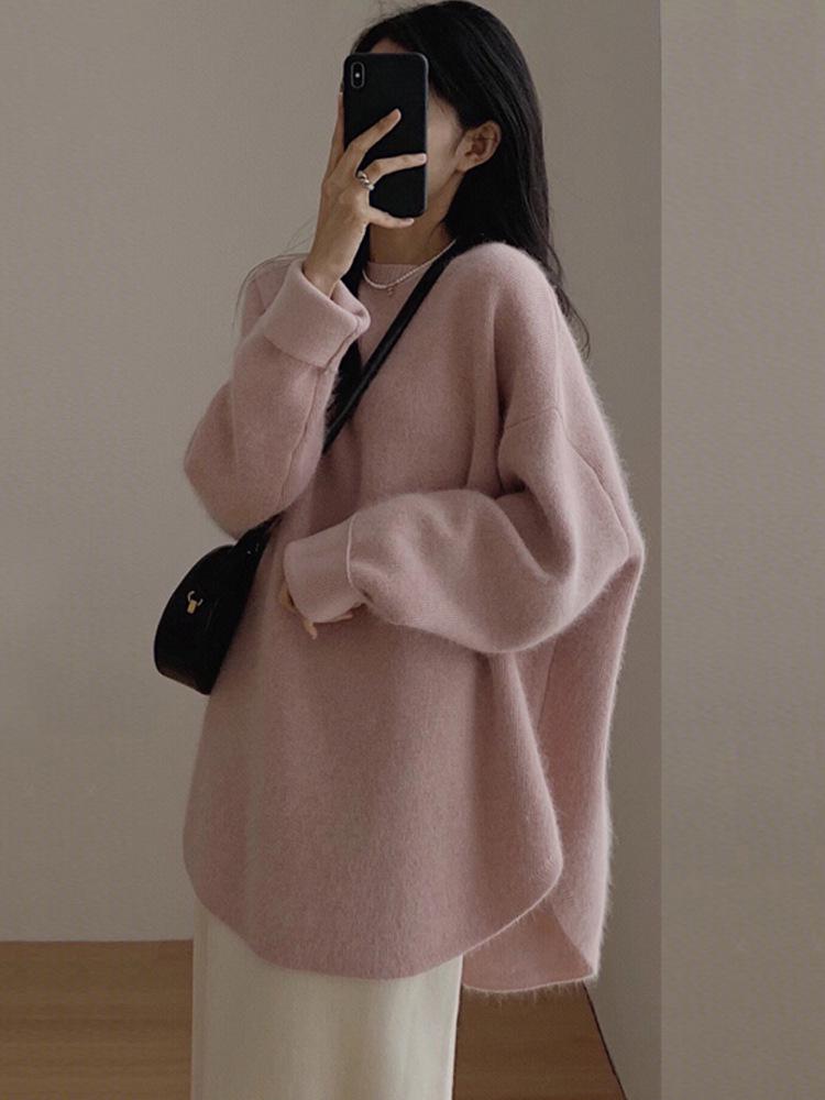 Women's Mid-Length European-Style Raccoon Fur Pullover Sweater for Autumn/Winter 2026 - Japanese Retro Split Knitwear