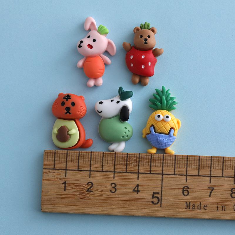 Cute Cartoon Fruit & Animal Resin Keychain, Hair Clip, Phone Case & Water Bottle Accessories