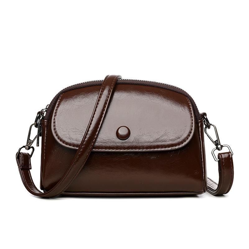 New Oil Wax Leather Retro Crossbody Bag Fashionable Simple Texture Mobile Phone Small Square Bag Versatile Commuter Armpit Shoulder Bag