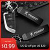Bilklistermärke Mode 3D Metall Läder Bil Nyckelring Kedjeringar Tillbehör För Peugeot 206 207 208 306 307 308 508 106 107 108 20