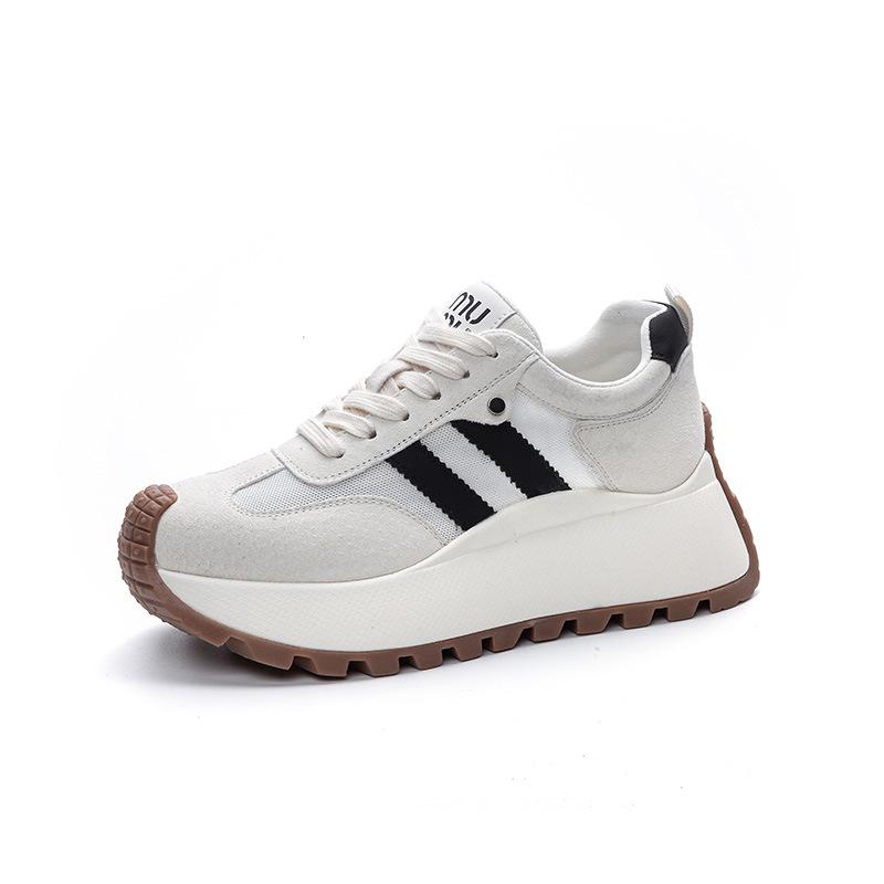 2025 new low-top sports and leisure breathable Forrest Gump dad shoes women's small size 3233 thick-soled inner height-increasing women's shoes