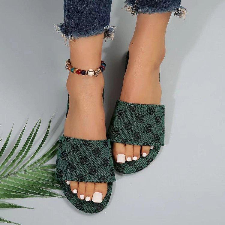 

Тапочки з плоским дном великого розміру з вишивкою одним символом жіночий одяг легкі пляжні сандалі тапочки 43 зелений