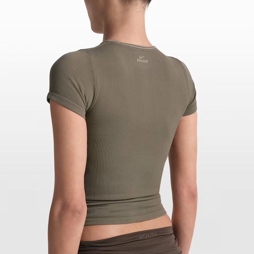 Nike X SKIMS Ribbed Seamless Vintage Fitted Crew Neck Short Sleeve T-Shirt Women Tops SSSSL9718W-DOD