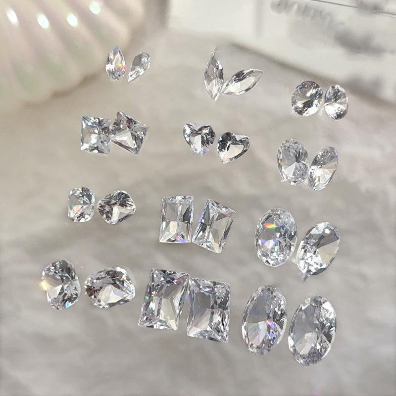 5Pcs Sparkling Transparent Zircon Nail Art Shiny Clear Pointed Bottom  3D Diy Manicure Decoration Accessorie