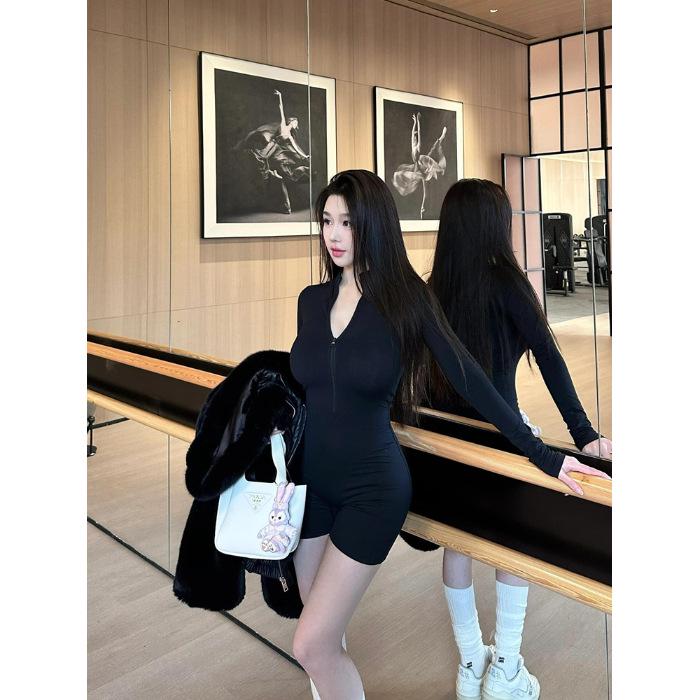 

Adjustable Slim-Fit Minimalist Long-Sleeve Jumpsuit with Half-Open Collar & High Waist for Women Large чорний