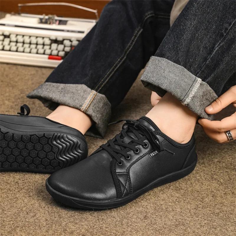 Men's Shoes 2025 New Wide Toe Barefoot Shoes Fashionable Plus Size Lightweight Casual Shoes Outdoor Breathable Soft Soled Shoes