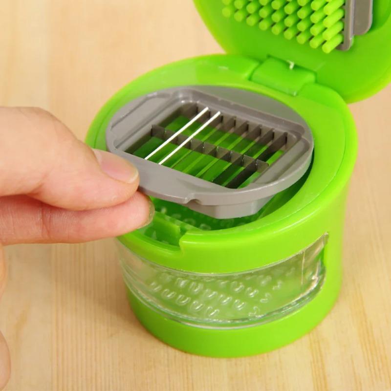 Multi-functional Small Mini Garlic Cutter Creative Garlic Vegetable Cutter Kitchen Tool Garlic Puree Container Home Accessories