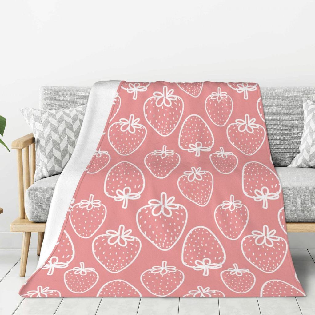Strawberry Pattern Collection digital-printed polyester Bedroom velvet flannel cover blanket Fleece sofa cover blankets for beds