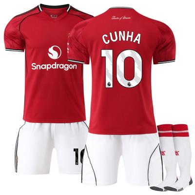 2025-26 Manchester United Hazai #10 CUNHA Sport Edzőmez Szett Zoknival Tinédzserek Gyerekek Felnőttek Egyedi Név Futball Mezek