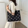 Large capacity shoulder bag women's summer new fashion commuter bag casual versatile portable tote bag