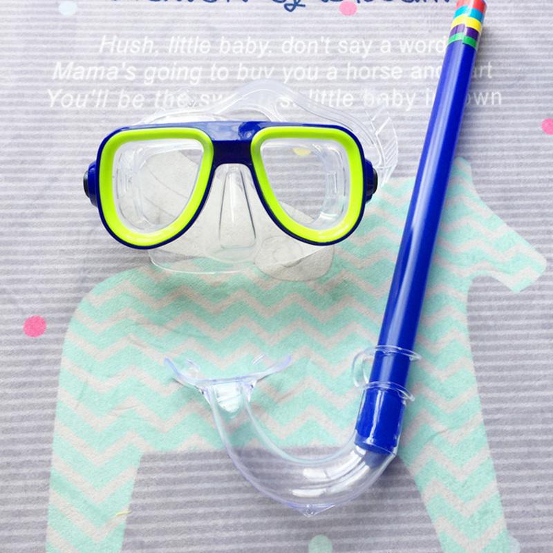 Lunettes de Plongée pour Enfants Masque Tube Respiratoire Antichoc Anti-buée Lunettes de Natation Bande Snorkeling Accessoires Sous-marins Ensemble