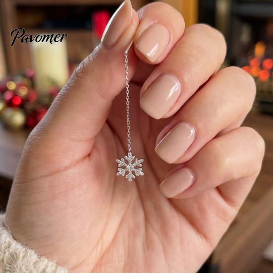 Snowflake Dangle Earrings 1 Pair for Women, Sparkling Earrings, Winter Long Versatile Alloy Ear Ornaments Chain Line Drop Minimalist Christmas Jewelry