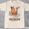 Negroni ruft T-Shirt, Lustiges Cocktail Retro Grafik-T-Shirt, Aperitivo-Liebhaber Geschenk, Italienisches Getränkerezept T-Shirt, Cooles Geschenk