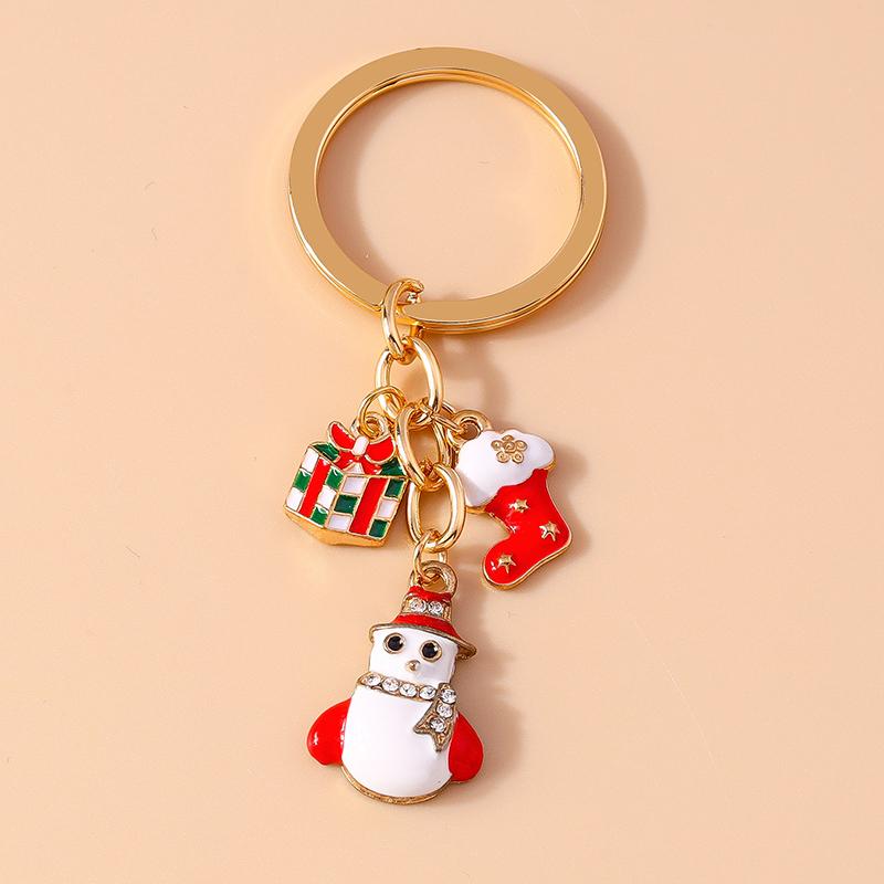 New Enamel Christmas Keychain Snowman Santa Claus Key Rings for Car Key Holder Women Girl's Handbag Pendants Jewelry Gifts