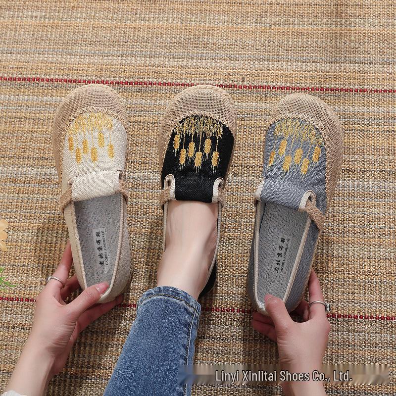 Embroidered Ethnic Low-Cut Linen Shoes for Spring & Autumn - Comfortable Middle-Aged & Elderly Women's Footwear