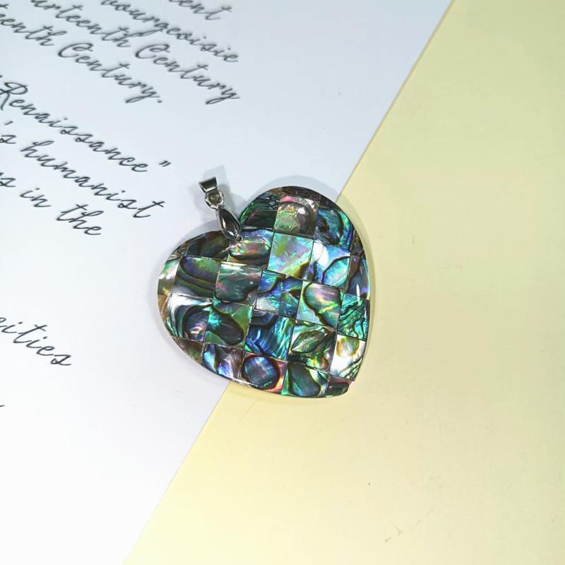Shell Pendant Necklace With Geometric Shapes For Vintage Jewelry Lovers