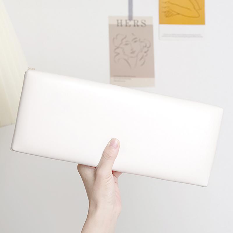 Wooden Sloping Surface Nail Art Hand Pillow Cushion Pillow Armrests Nail Art Stand For Nail Salon Technician