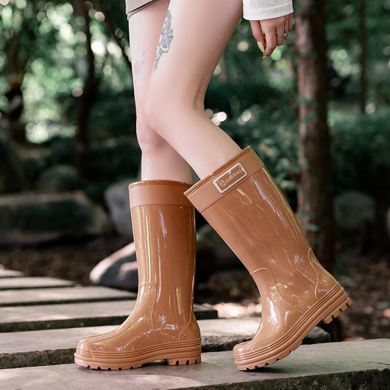 Rain shoes women's fashion adult high rain boots warm water shoes wear-resistant non-slip waterproof rubber shoes rain boots rainforest hiking