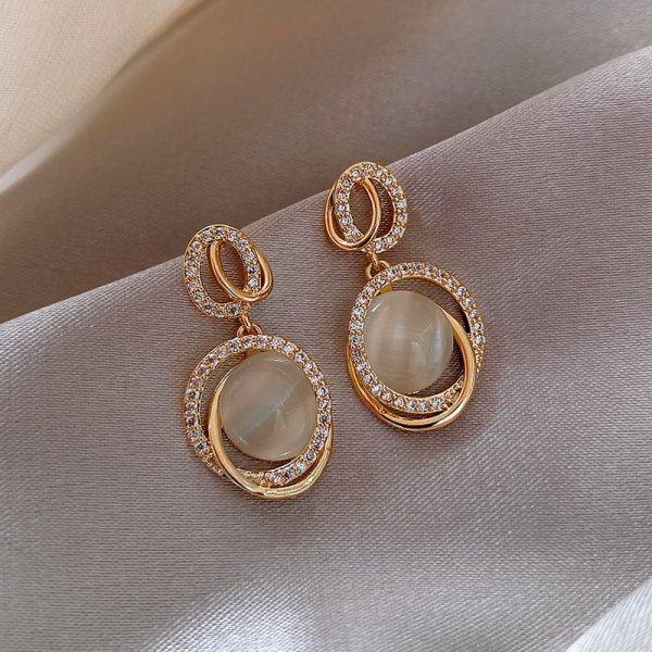 New Trendy Moon Dangle Earrings For Women Temperament Pearl Cherry Cat Rhinestone Pendant Earring Girl Party Zircon Gift