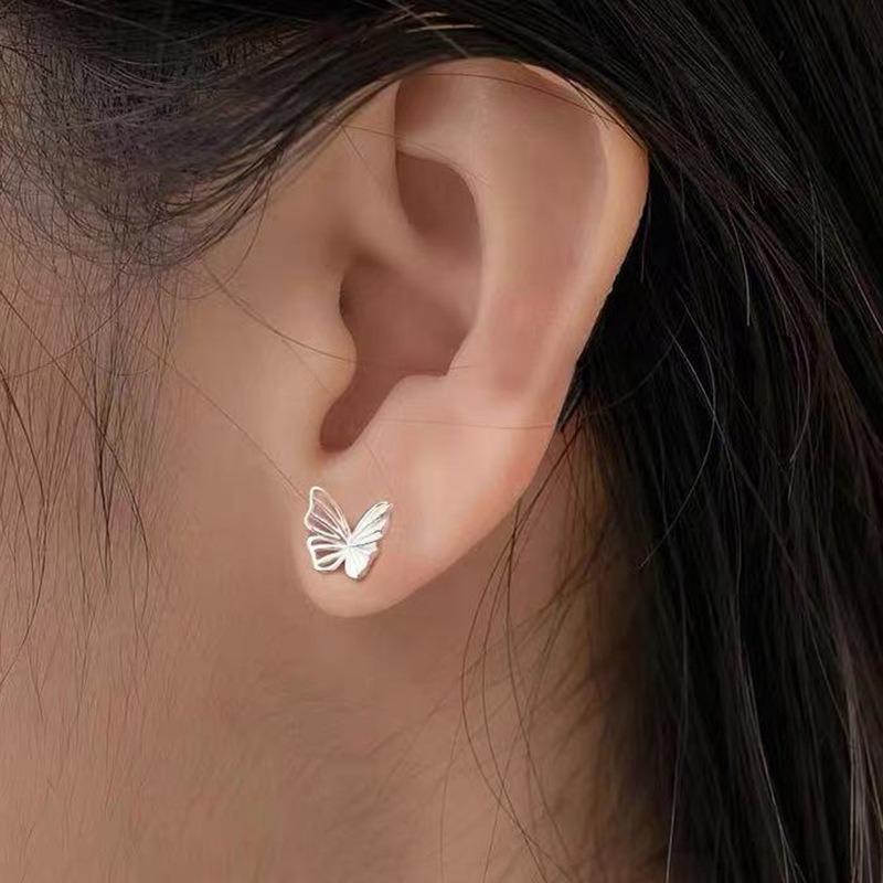 Raising Ear Holes, Small Stud Earrings for Women, Simple, Sweet, Small and Fresh Earrings, Niche Design, Versatile Earrings