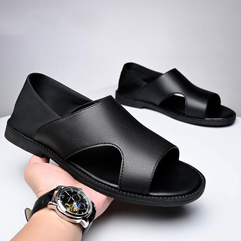 Fashion Men's Flat Sandals Designer Comfortable Male shoes Leather Casual Shoes Men Slip on Slippers Fashion Hollow Men Sandal Zapatos