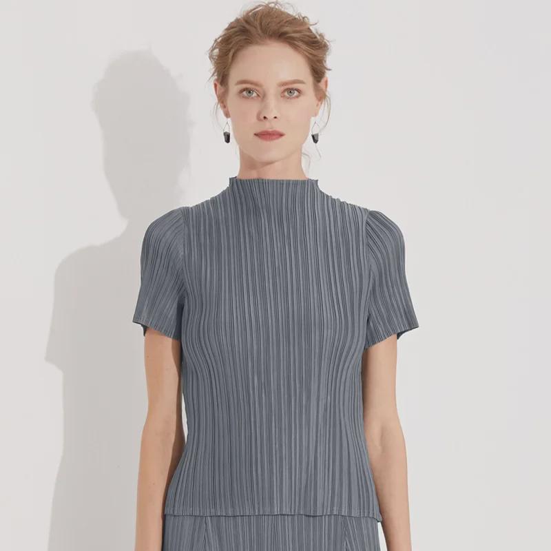 Pleated Short Sleeve Women's Casual Solid Color Summer T-shirt, Comfortable Basic 2025 Collection