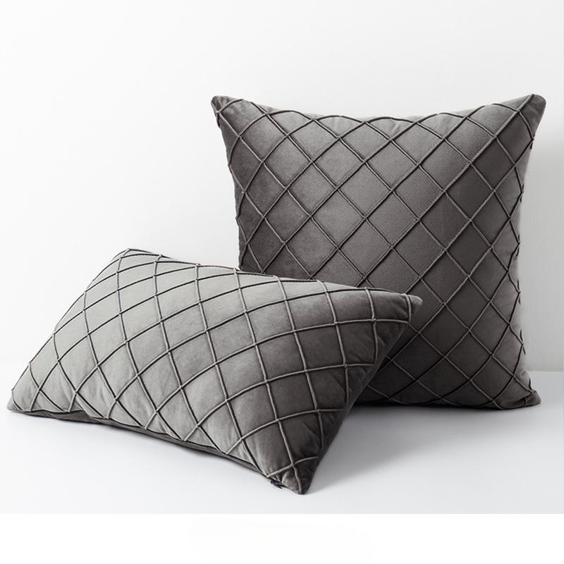 Pack of 2 Velvet Plaid Throw Pillows Sofa Decorative Pillow Covers Soft Solid Cushion Case for Bedroom Car Outdoors