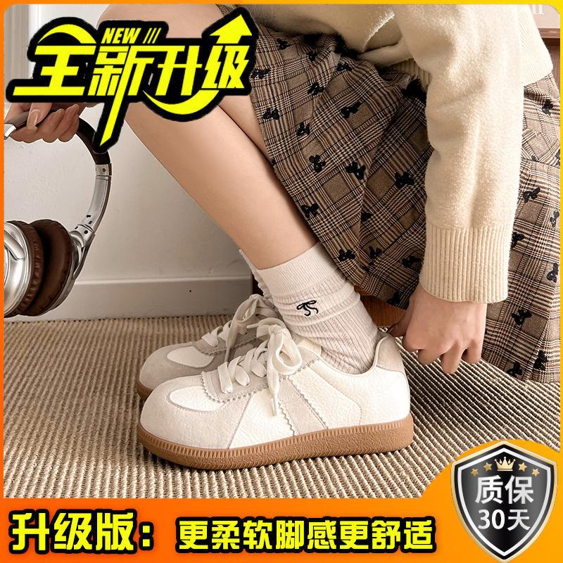 Cute big head German training shoes women's spring and summer new cute retro round head little white shoes flat leather casual board shoes