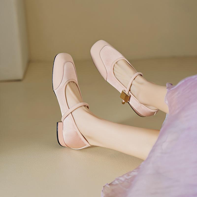 Augustine single shoes women's 2025 new summer thick heel retro square head flat bottom pink Mary Jane small leather shoes