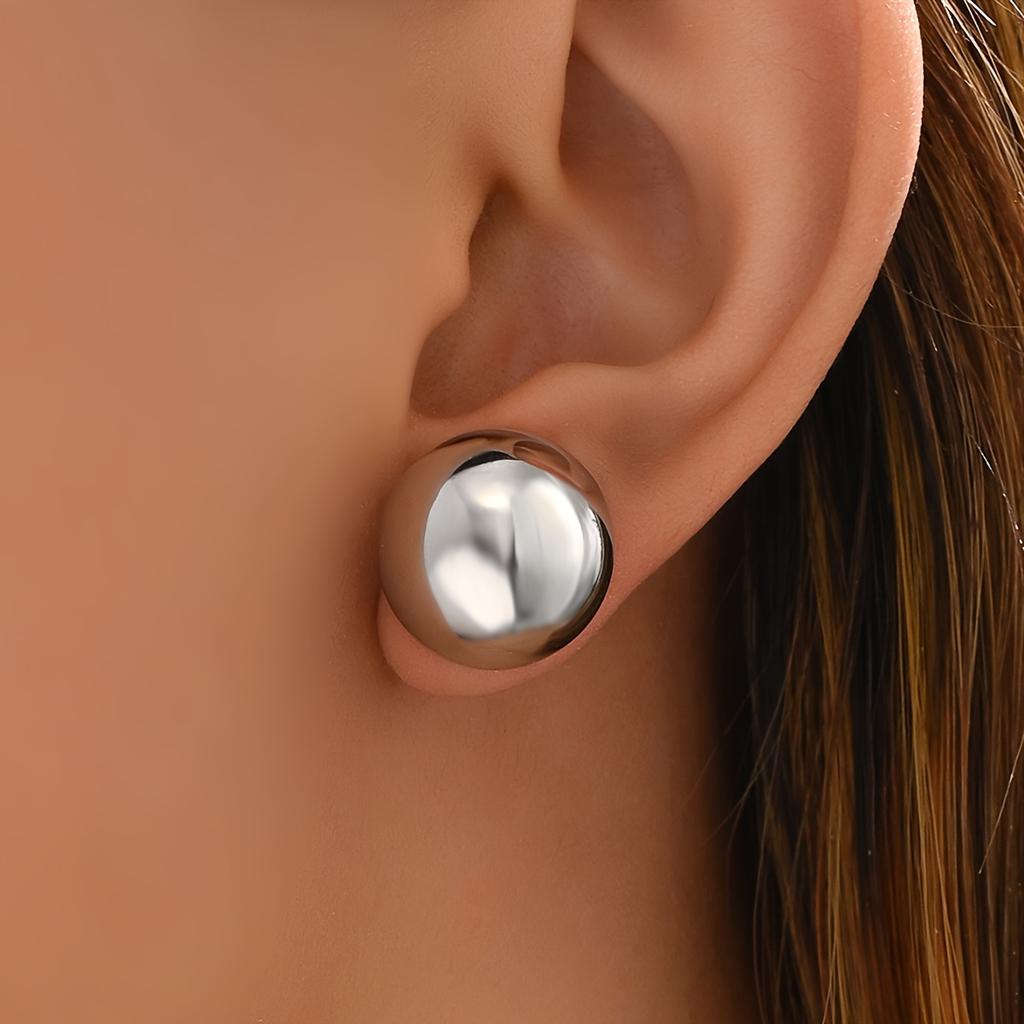 A Pair of Cool and Minimalist Golden Round Ball Earrings, Simple and Stylish, Versatile and Cute, Suitable for Daily Wear By Ladies.