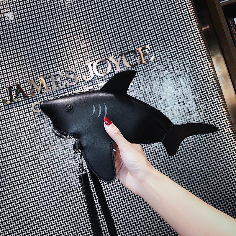 Personalized bag creative new 2025 fashion simple cartoon cute animal shark shape shoulder messenger bag