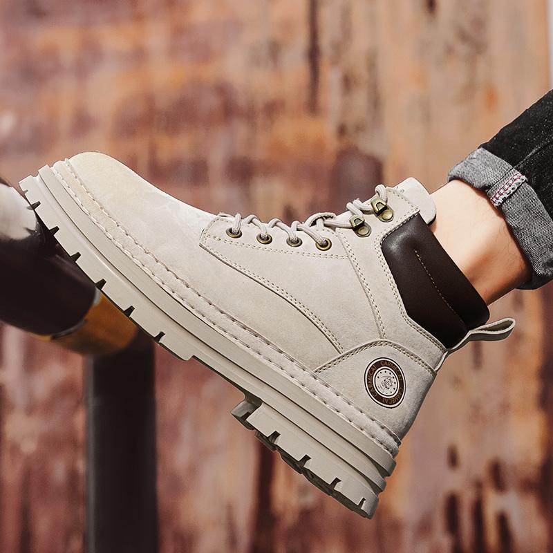 Fashion Outdoor Leather Mens Slip on Boots Platform Shoes Luxury Brand Men Winter Snow Boots Fashion All-match Men Motocross Boots