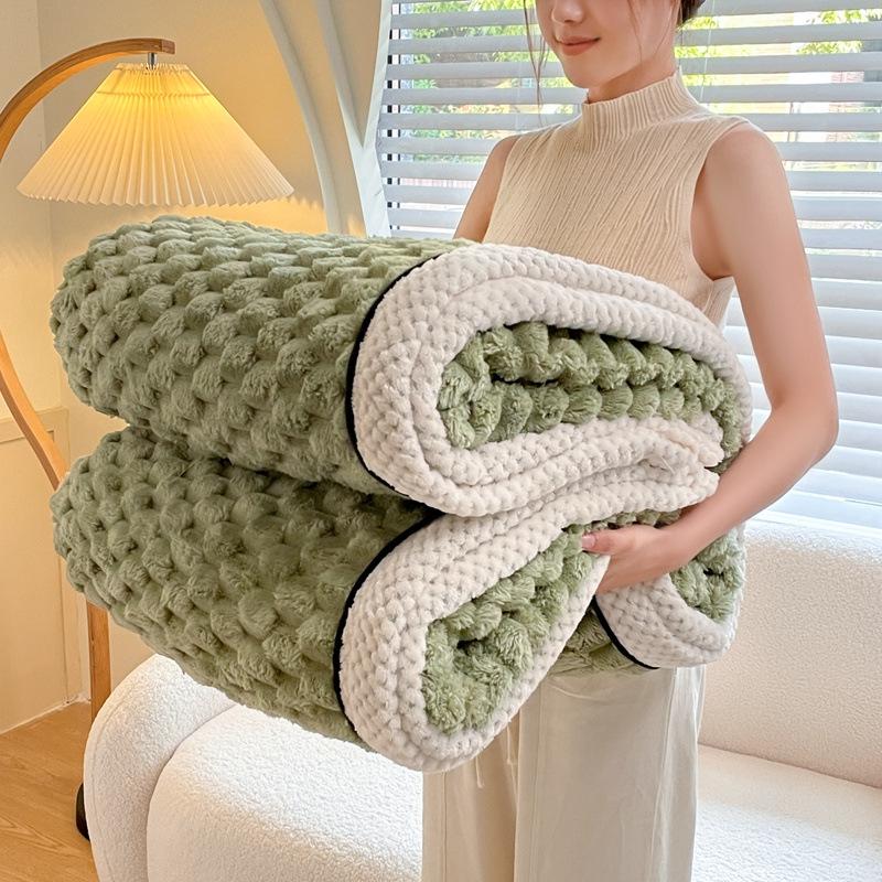 Luxurious Golden Turtle Velvet Blanket - Double-Sided, Thick, Multifunctional Fleece for Bedroom Warmth