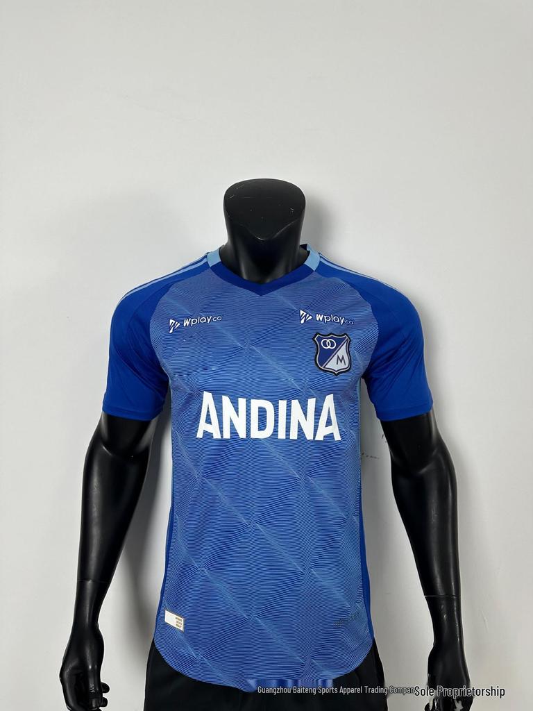 2526 Voetbalshirts: Chelsea, Wolves, Lissabon, Everton, River Plate, Cougars, Atlético Nacional - Thuis & Uit