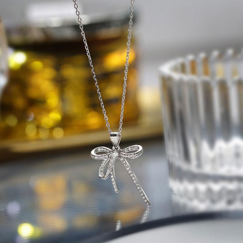 

Bow Necklace for Women with Niche Design Sense High-end Collarbone Chain Pendant Accessories