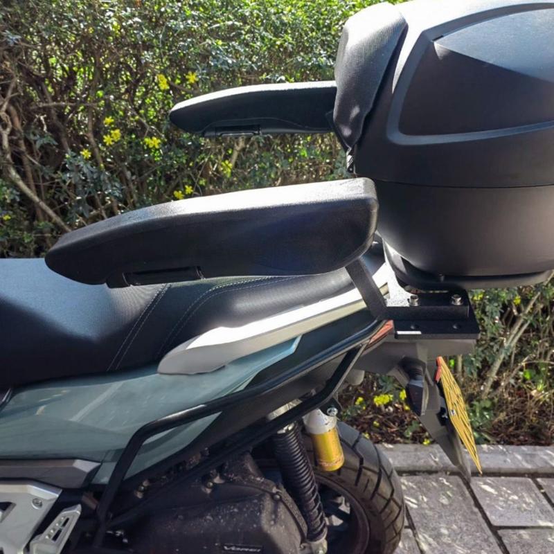 Motorbike Accessories Motorcycle Rear Seat Child Safety Armrest for Electric Vehicle Scooter Handrail Passenger Handle