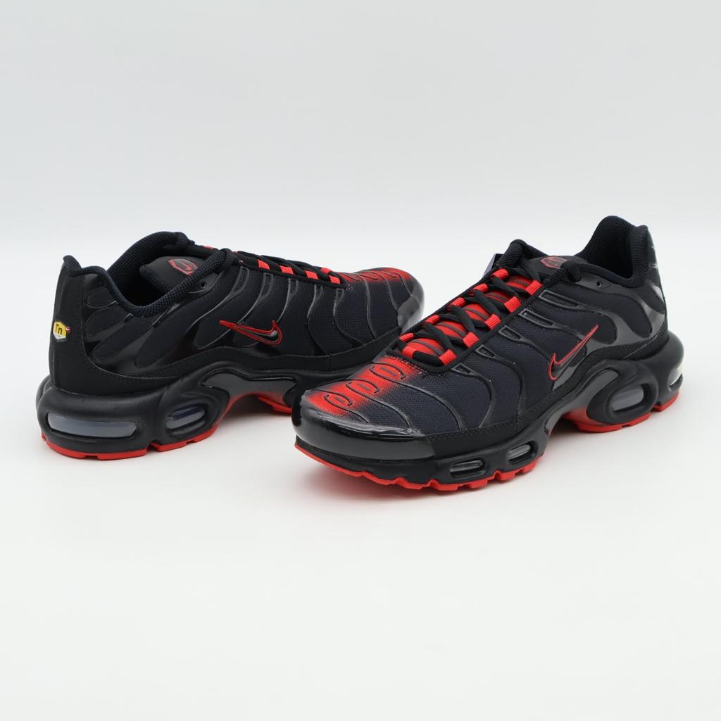 IM4868-010 Nike Air Max Plus Black Red (Men's)