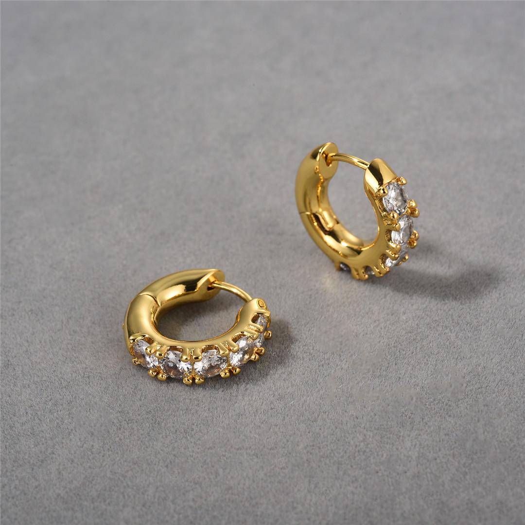 

Fashion Commuter Must Enter, Micro-Inlaid Emerald Crystal Small Earrings, Ear Buckles, Retro Fashion Temperament Exquisite Earrings