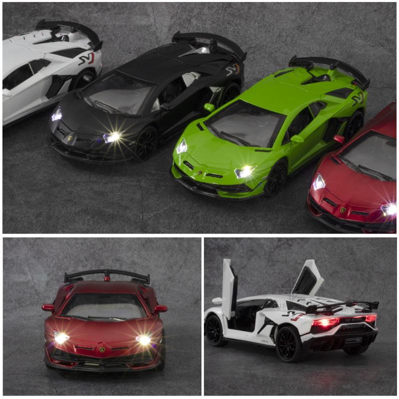 1:32 Scale Aventador SVJ Diecast Alloy Car Model, Diecasts Toy Vehicles Car Model with Sound Light Collection Toys for Children Gift
