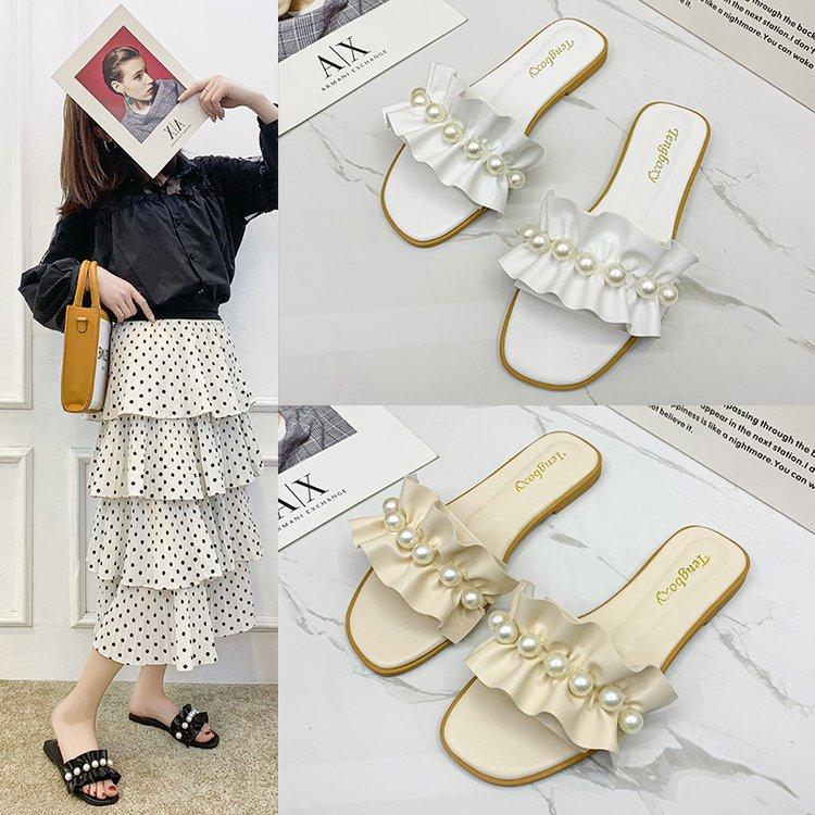Fashion Women Slides Faux Pearl Decor Ruffle Trim Sandals Open Toe Wear-resistant Flat Slippers Summer Sandy Beach Sandals Women Shoes