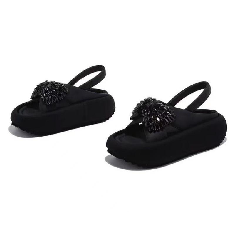

Bow rhinestone thick-soled one-word slippers for women to wear 2025 new fashionable versatile casual beach slippers 35