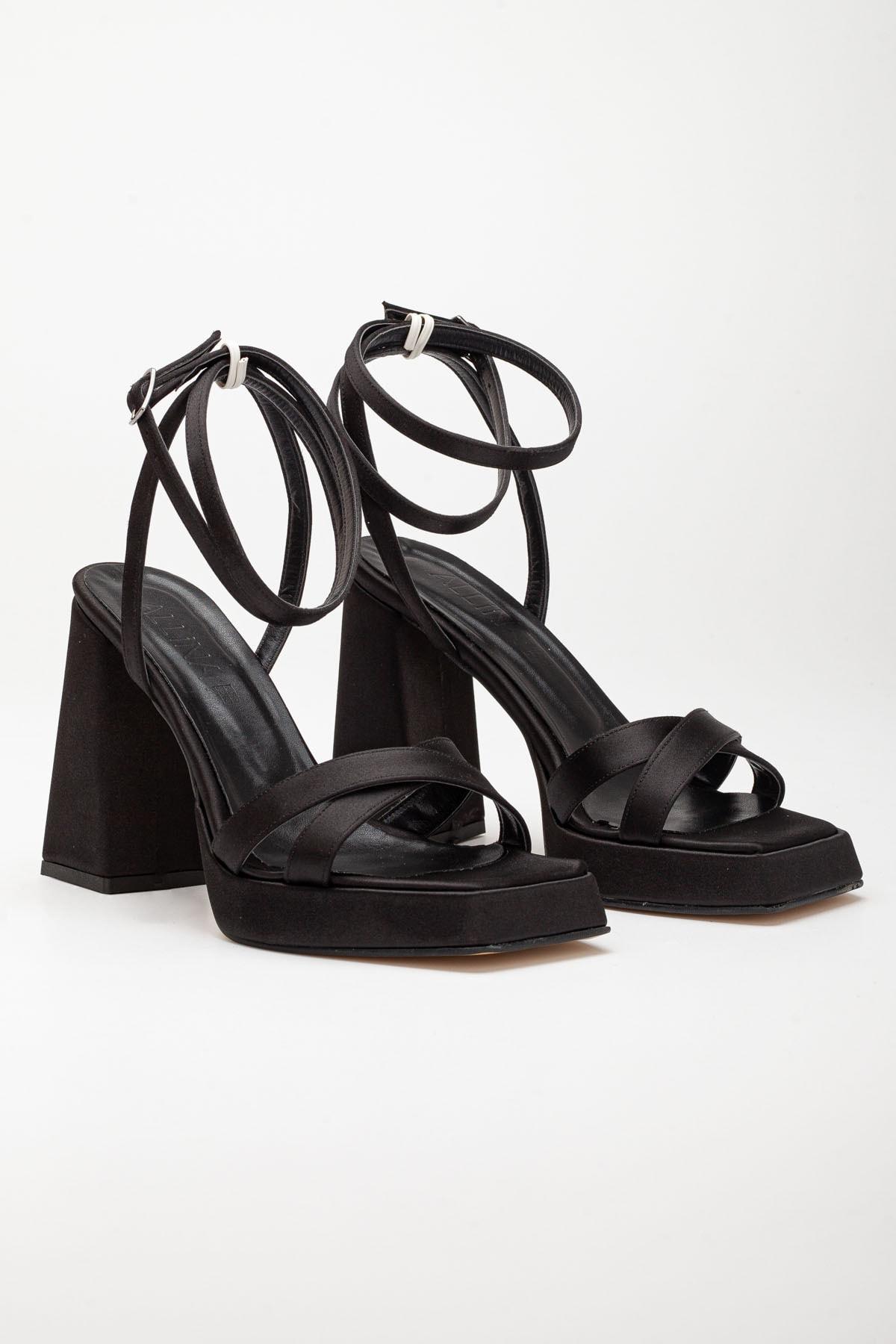 

Женская модная обувь на высоком толстом каблуке с угловатой платформой 39