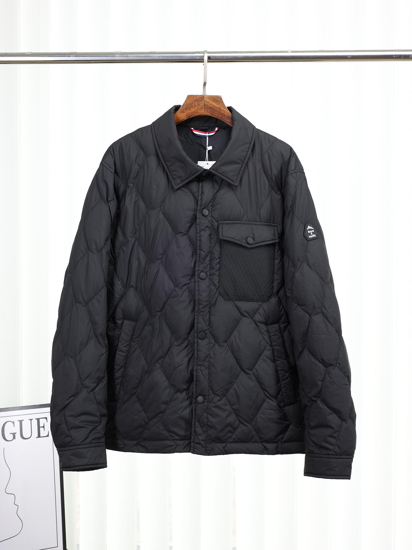

Men s Lightweight Down Jacket: Casual Short Style with Shirt Collar, Four Layers, 90% Duck Down, Ideal for Middle-Aged and Elderly Men. L [105-120 lbs]