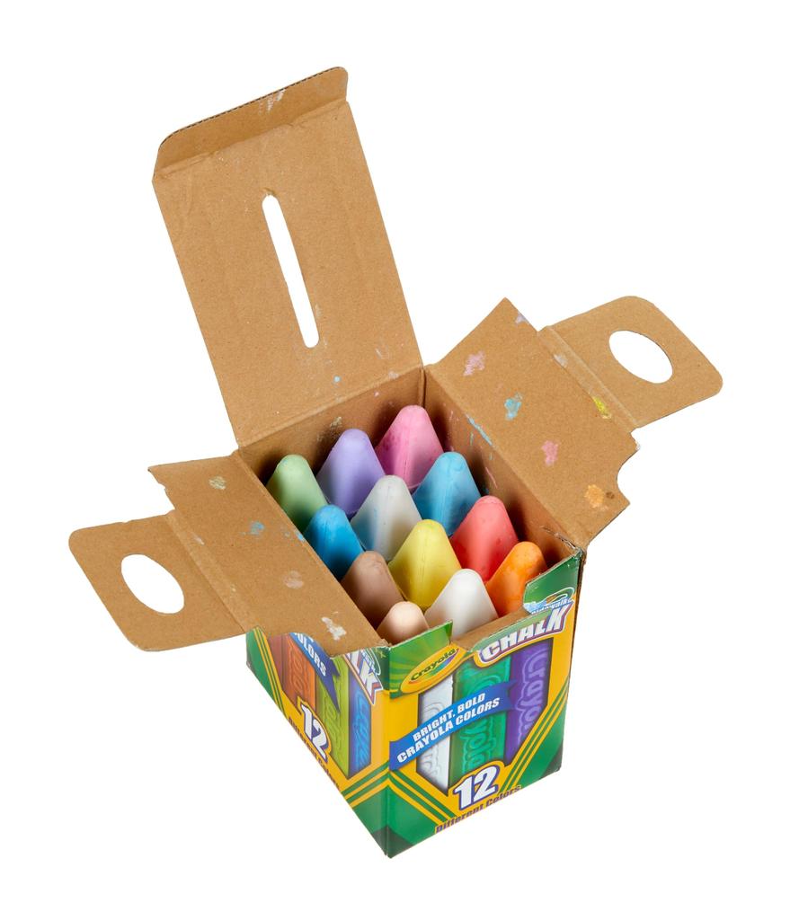 Crayola Jumbo Chalk for Outdoor 12 Authentic Water-Removable Use, Colors, 512012,