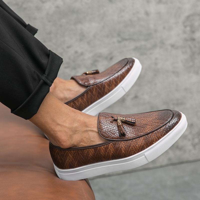 Tassel Loafer Shoes Men Slip on Driving Moccasins Men Comfortable Leather Low Shoes Men Soft Sole Flats Man Casual Shoe