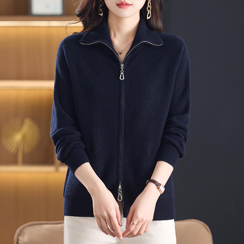 Women's Pure Wool Zipper Cardigan - Autumn/Winter Loose Lapel Knitwear for Middle-Aged Mothers