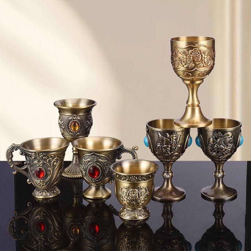 Light Luxury Engraved Bronze Wine Goblet – Vintage High Foot White Wine Glass for Home, Party & Bar