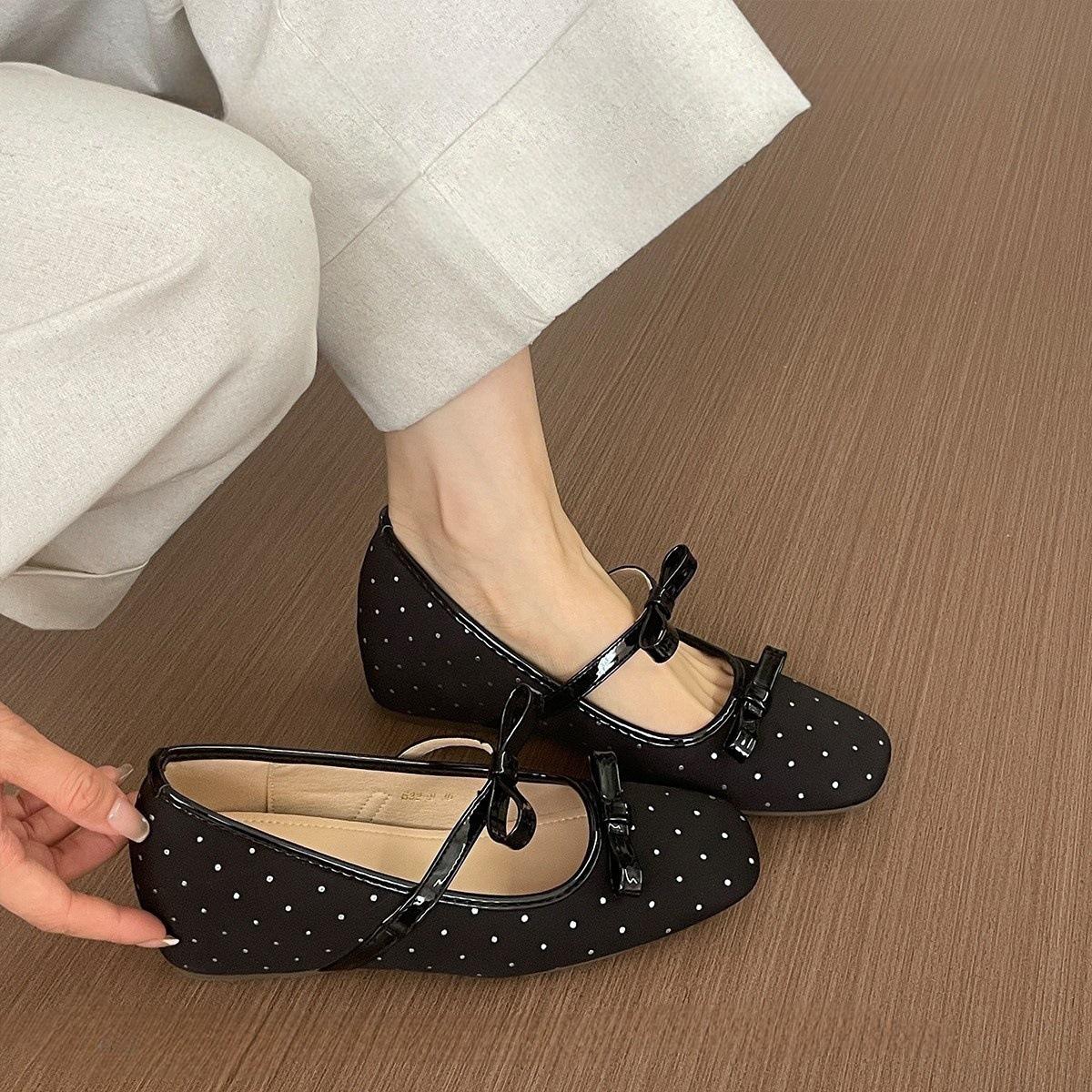 

Inner height increase versatile Mary Jane shoes women s shoes bow with skirt single shoes 40 чорний