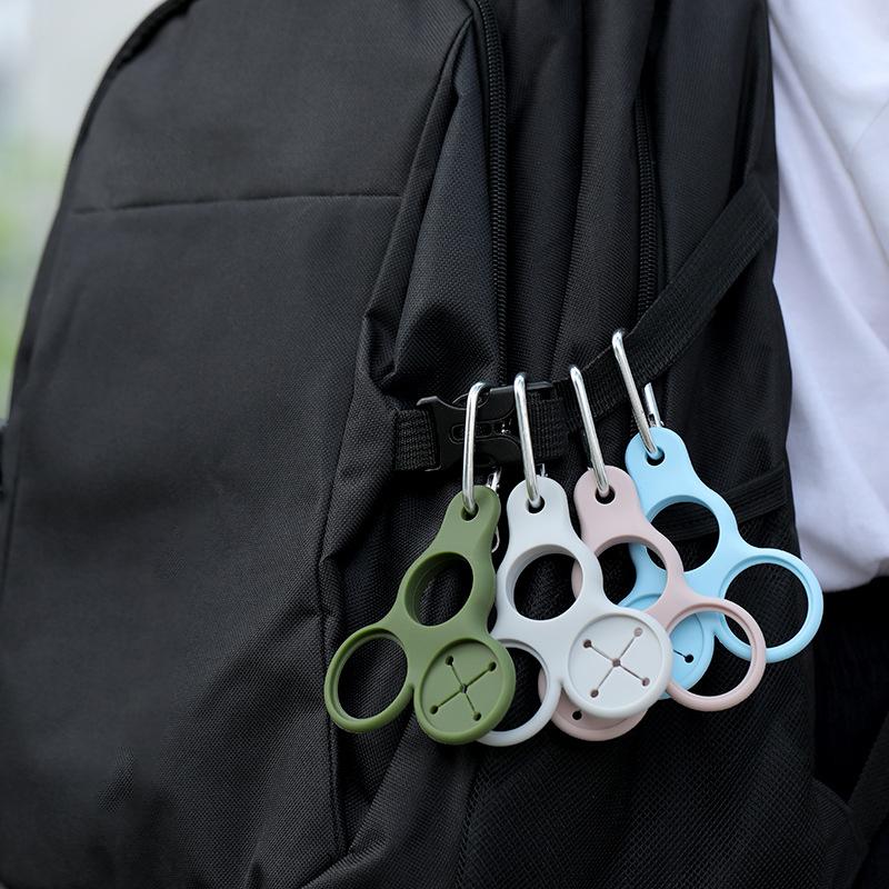 Silicone Water Bottle Buckle Water Bottle Holder 3 Holes Drink Bottle Holder Hook Multifunctional For Outdoor Activities