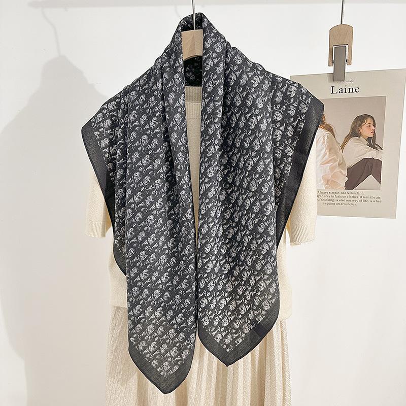 European and American Retro Classic Simple and Fashionable Feeling  Herringbone Printed Square Scarf with High-end Feeling
